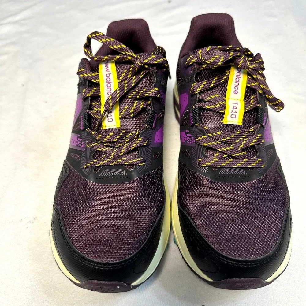 NEW BALANCE 410v8 Trail Running Athletic Shoes Unisex Size M6 W7.5 Purple Black